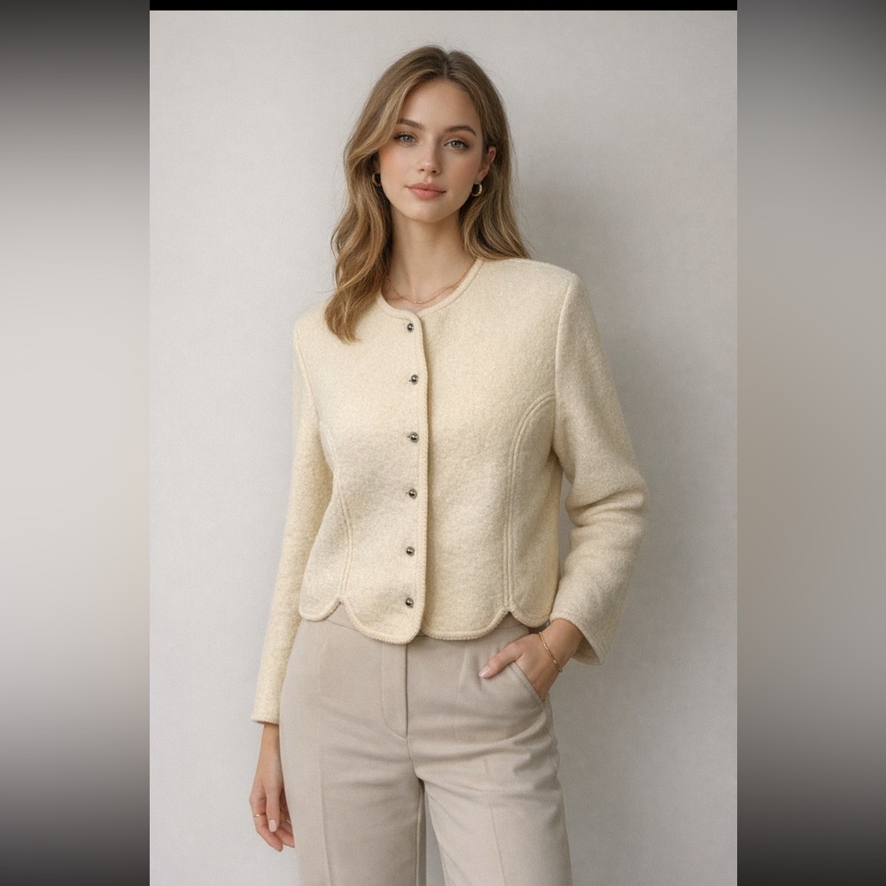Carroll Reed Scallop-Edge Cream Button Front Jacket